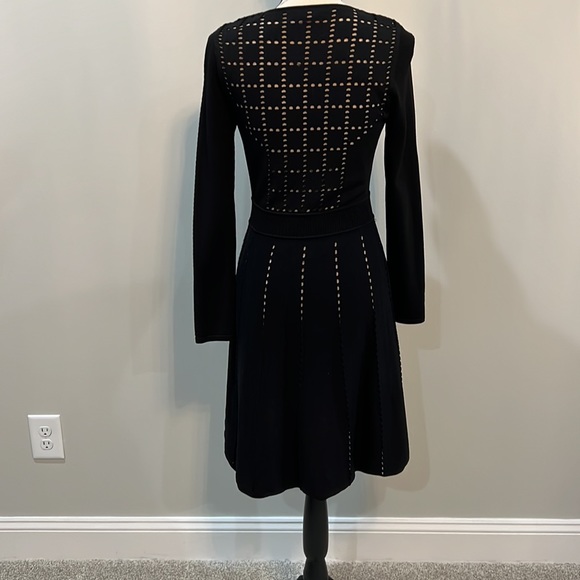 Calvin Klein dress 🔥 - Picture 4 of 6